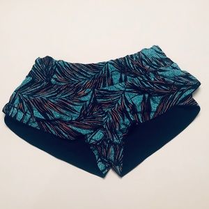 Women’s Lululemon Shorts (reversible)